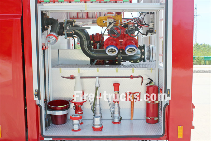 HOWO fire truck with CB10/60 fire pump