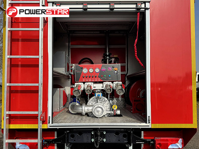 Foam fire fighting vehicle firefighting equipment